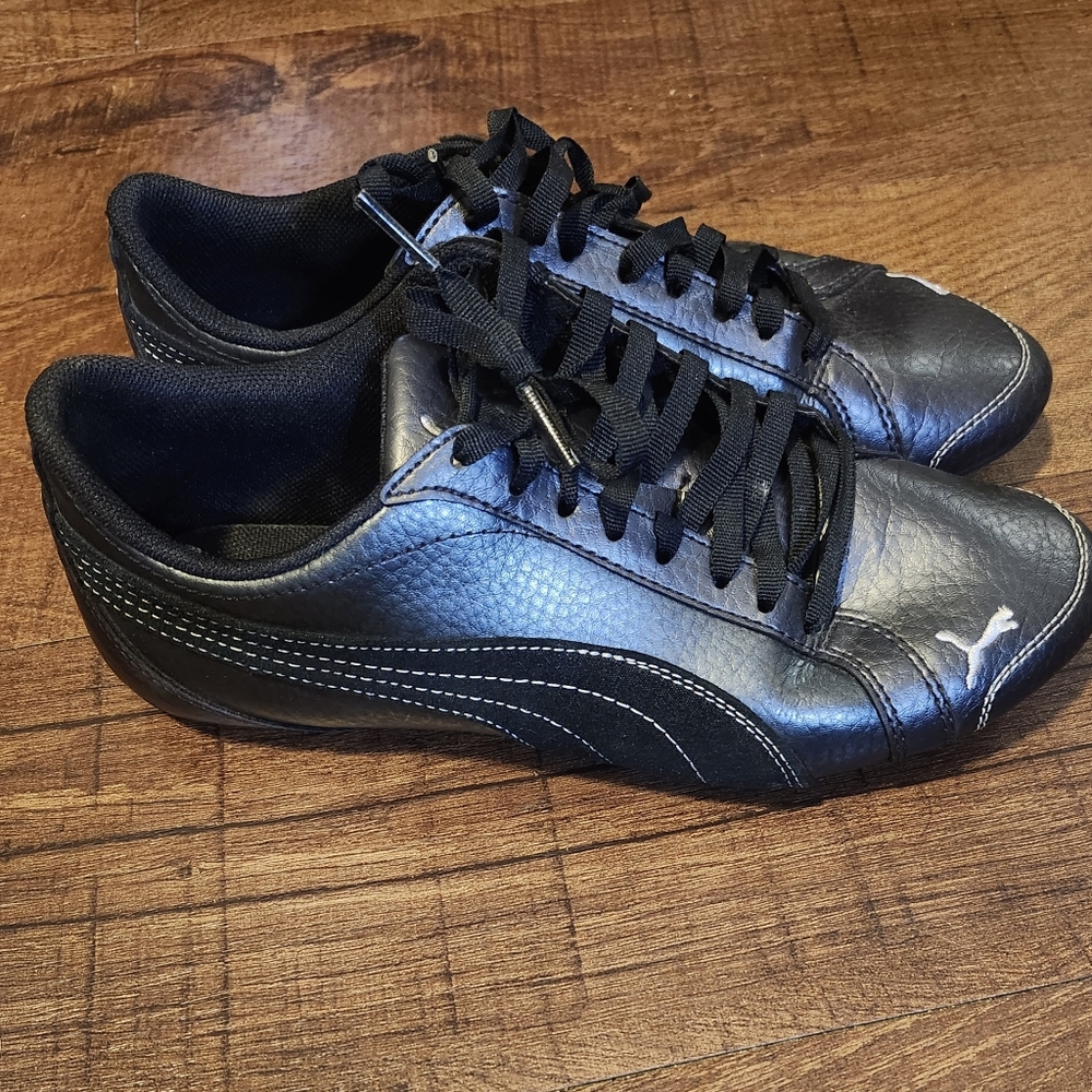 Puma Women's Black Leather Sneakers